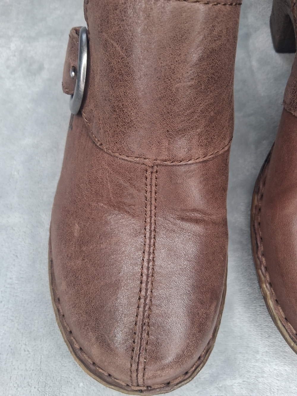 Born Strap Buckle Detail Clog Mule Slip On Shoes Mocha Brown Sz 9 - Picture 10 of 16